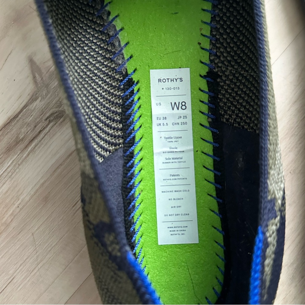 Rothys’s green olive camo slip on loafer - Picture 3 of 5
